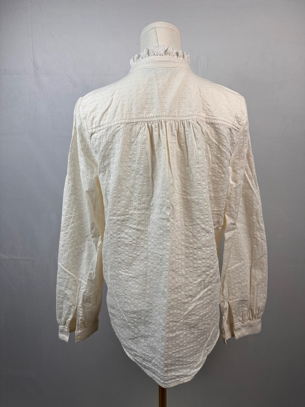 LOFT Women’s M Ivory Lace Ruffle Blouse Pintuck Victorian Cottagecore Button Up